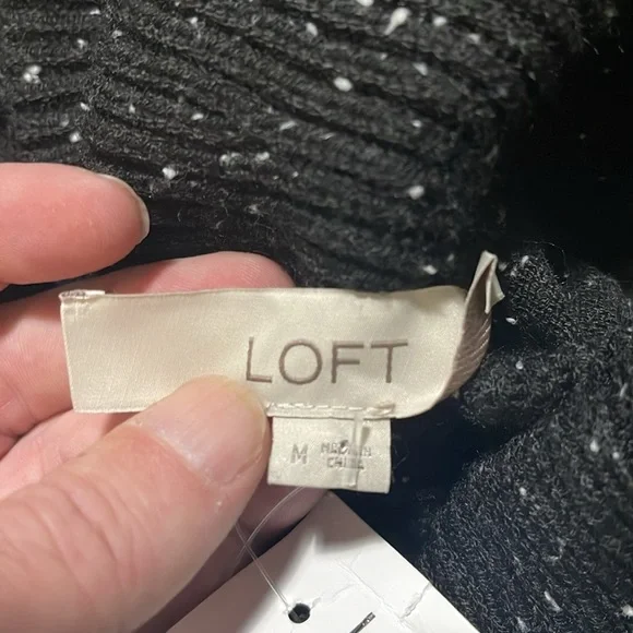 NWT, Loft women's long turtleneck tunic sweater, Size M - Picture 4 of 8